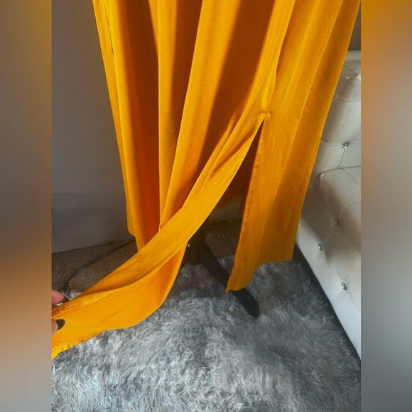 One Shoulder Dress NWOT - Picture 5 of 7